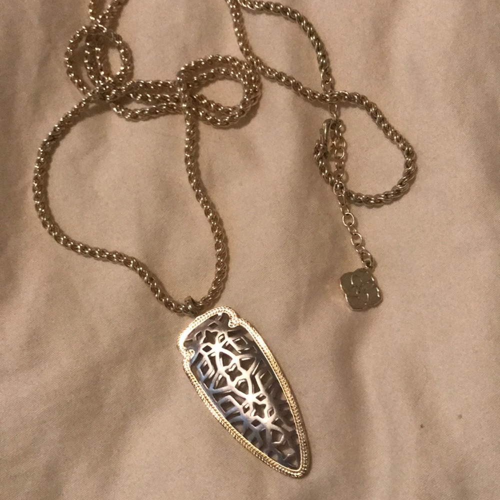 Kendra Scott long arrowhead necklace